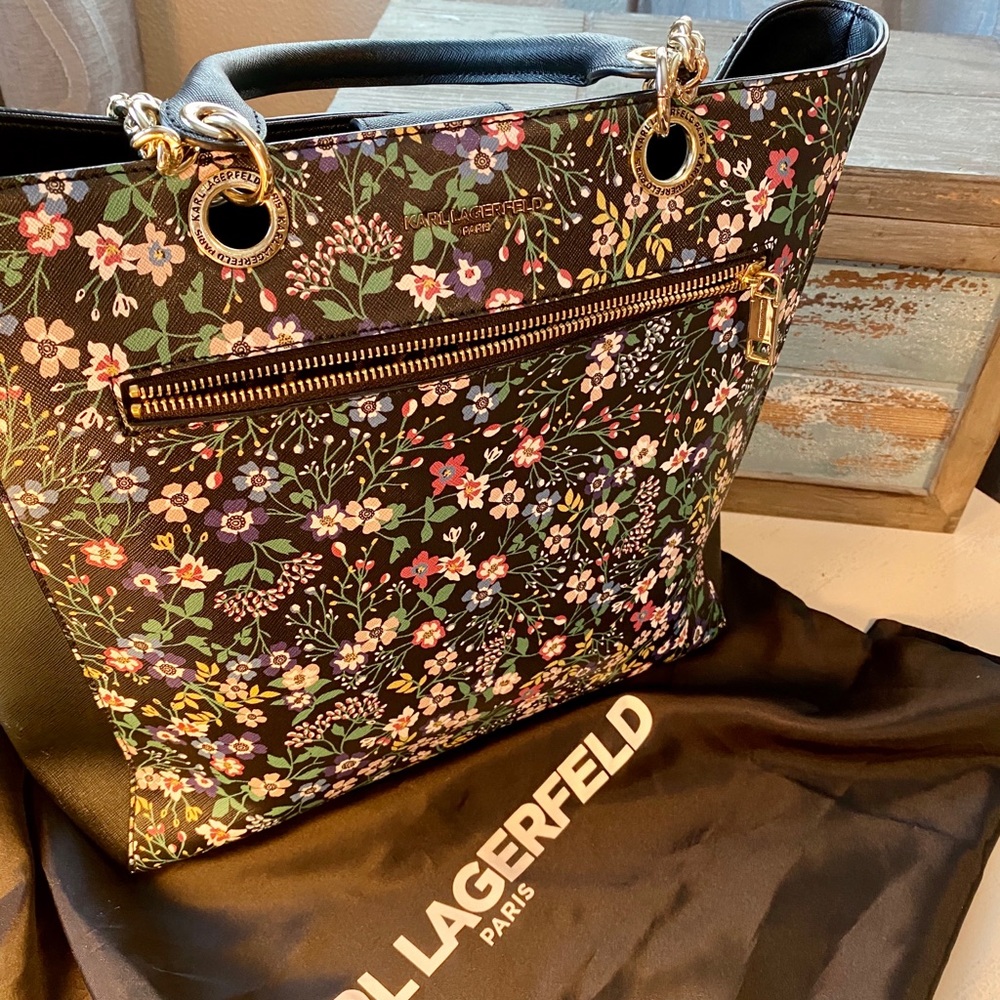 Karl Lagerfield Paris Tote Bag with Dust Cover